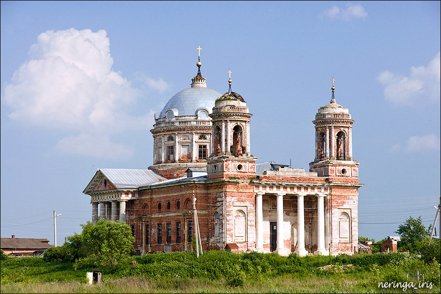 podmoskovye-russia-church-1.jpg