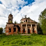 abandoned-znamenskaya-church-russia-view-1