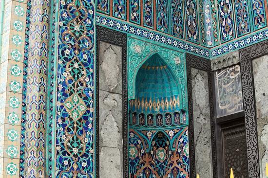 Beautiful mosaic of mosque in Saint Petersburg, Russia view 8