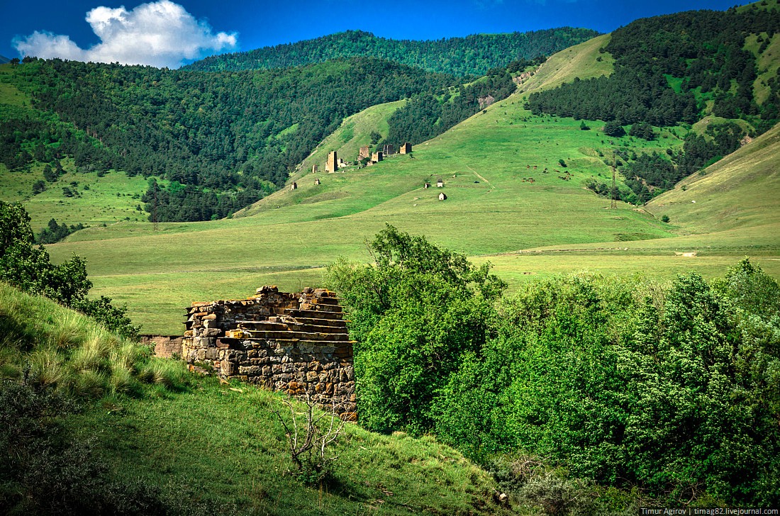 The beautiful scenery of the mountain Ingushetia, Russia photo 3