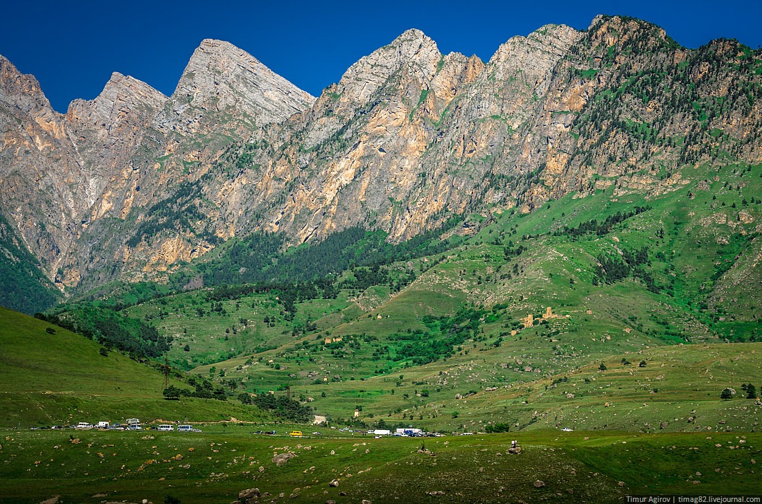 The beautiful scenery of the mountain Ingushetia · Russia Travel Blog