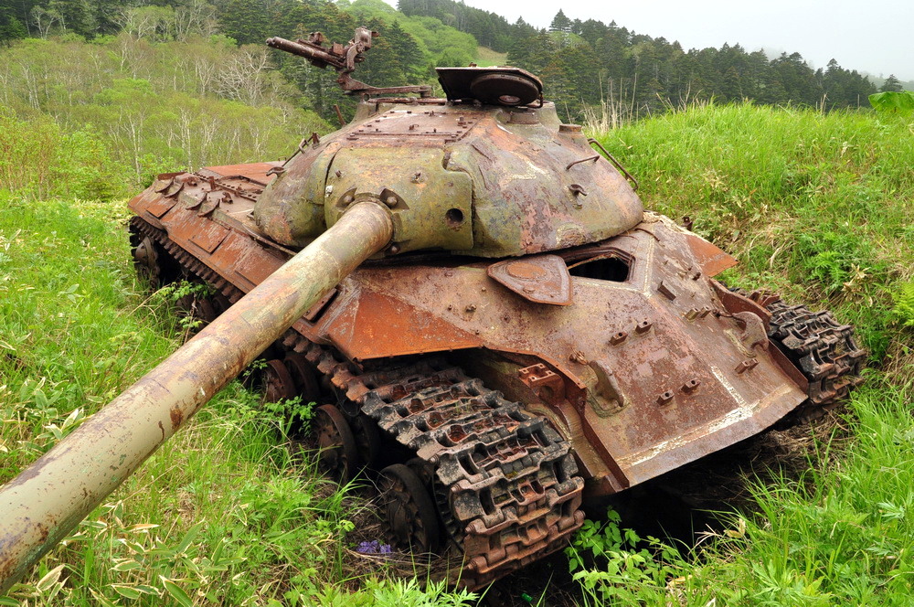 Abandoned tanks, Shikotan Island, Sakhalin region, Russia, photo 11