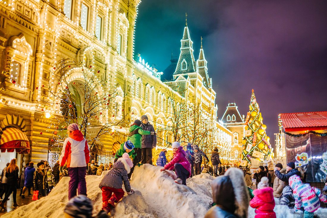 The center of Moscow decorated for New Year holidays · Russia Travel Blog