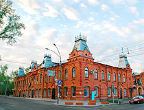 Shop Krasny (Red) - an architectural monument in Barnaul