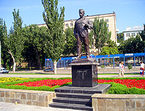 Monument to Sholokhov in Rostov-on-Don
