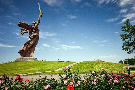 Seven wonders of Russia - Mamaev kurgan