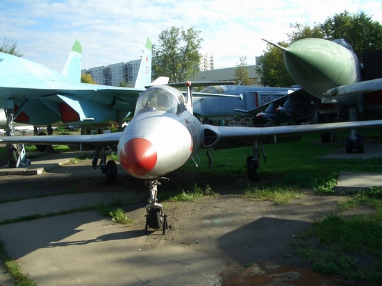 Central Armed Forces Museum - Flying war machines