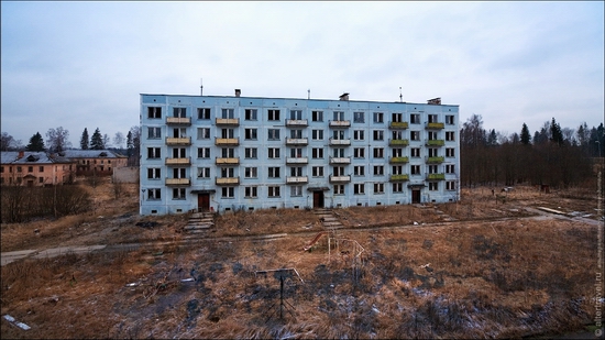 soviet-army-abandoned-cantonment-2-small