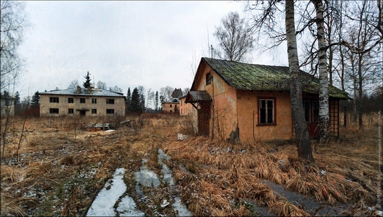 soviet-army-abandoned-cantonment-3-small