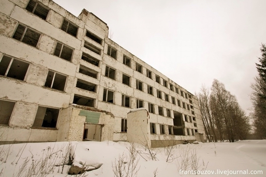 Russian rocket forces abandoned base
