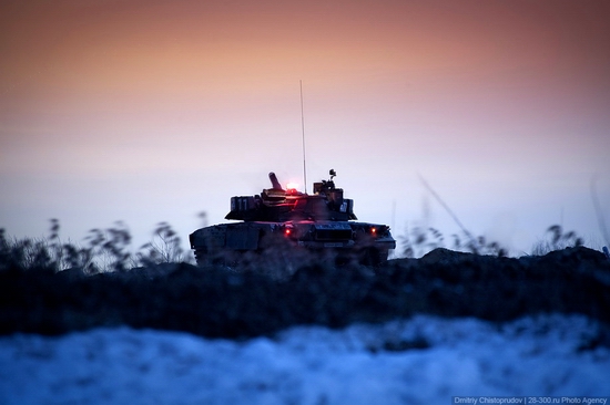 Russian army armoured division military exercise