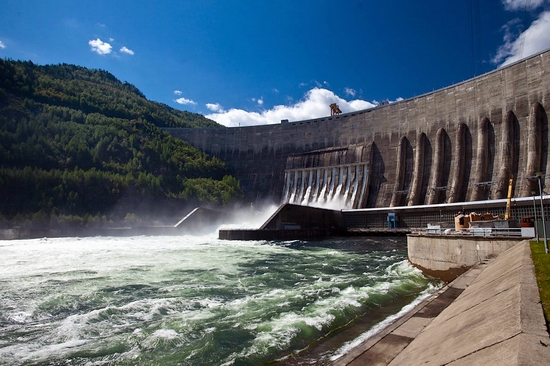 Sayano–Shushenskaya Dam, Russia rebuilding view