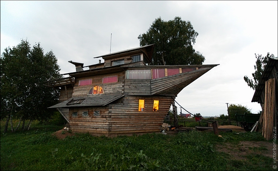 Kemerovo oblast, Russia ship-house view 9