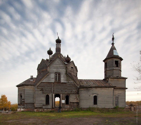 Krasnoyarsk krai, Russia abandoned wooden church 4