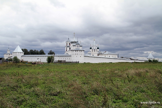 Nikitsky monastery, Yaroslavl oblast, Russia view 21