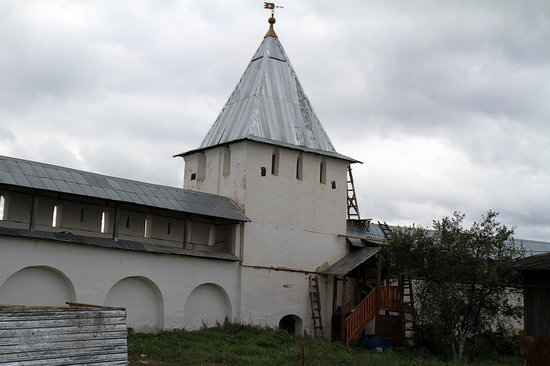 Nikitsky monastery, Yaroslavl oblast, Russia view 4