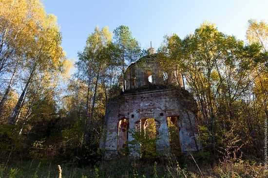 Tver oblast, Russia abandoned church view 3
