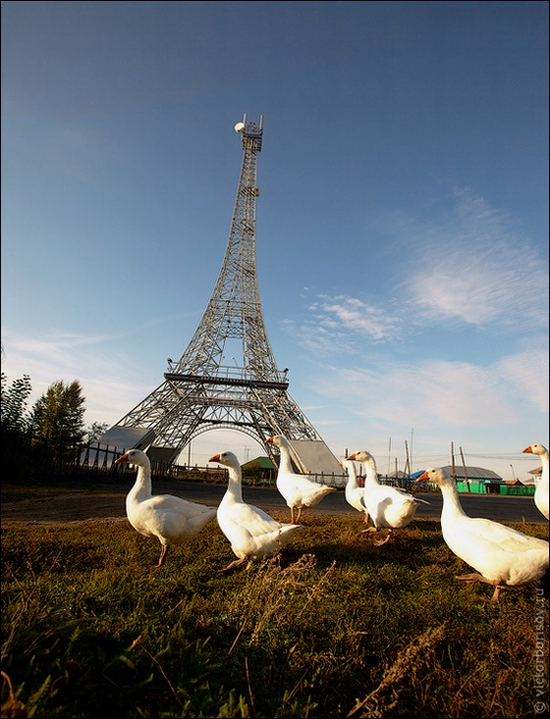 Russian Paris Eiffel Tower