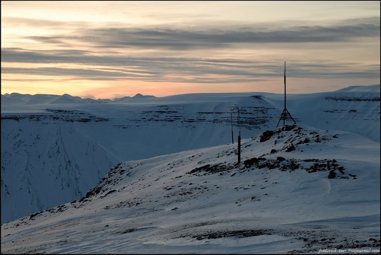 Russian Spitsbergen winter landscapes 14