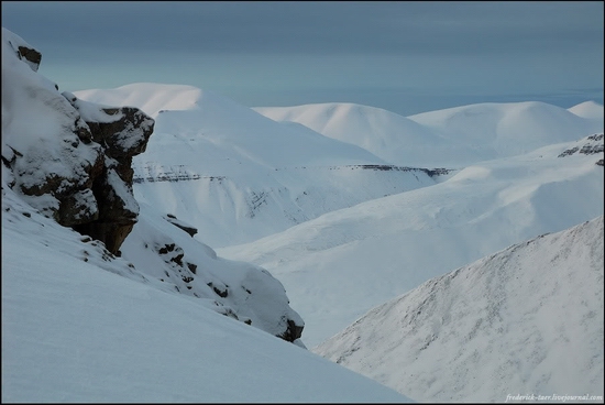 Russian Spitsbergen winter landscapes 15