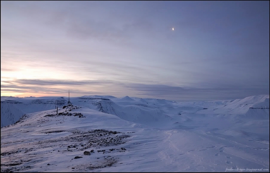 Russian Spitsbergen winter landscapes 17