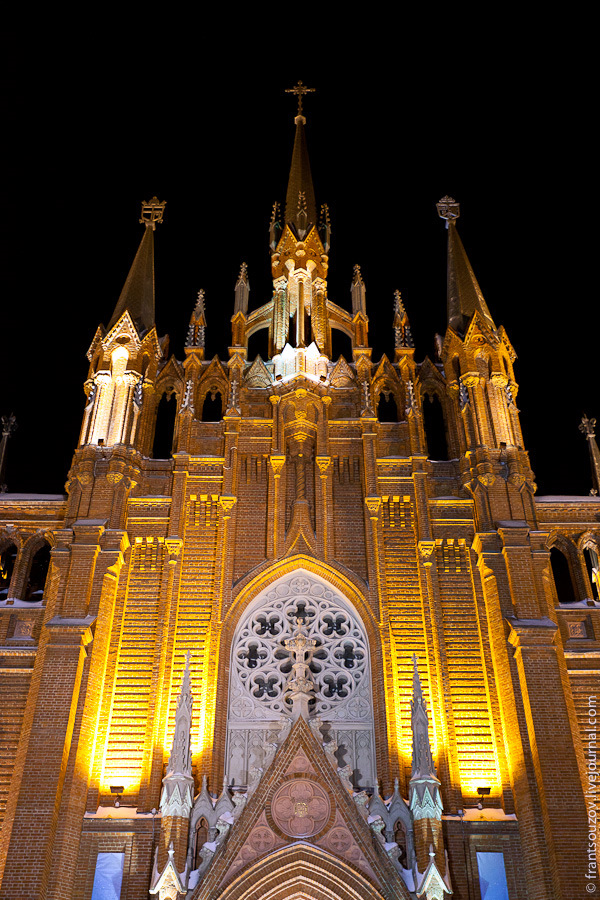 Picturesque Catholic Cathedral of Moscow city · Russia Travel Blog