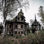 Abandoned wooden house from the fairy tale