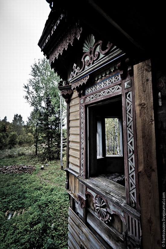 Wooden house, Ostashevo, Kostroma oblast, Russia view 15