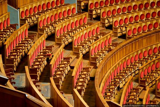 Largest theater building in Russia view 5