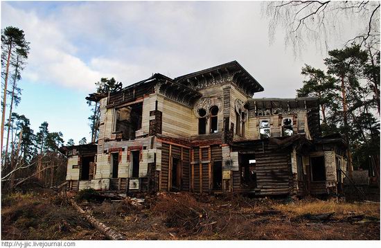 The remains of beautiful Sorokin's dacha, Yaroslavl oblast, Russia view 6