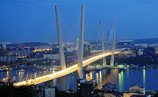 Zolotoy Rog Bay bridge, Vladivostok, Russia photo 1