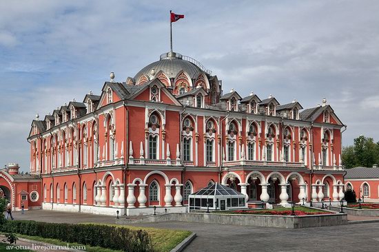 The Petrovsky palace, Moscow, Russia photo 1