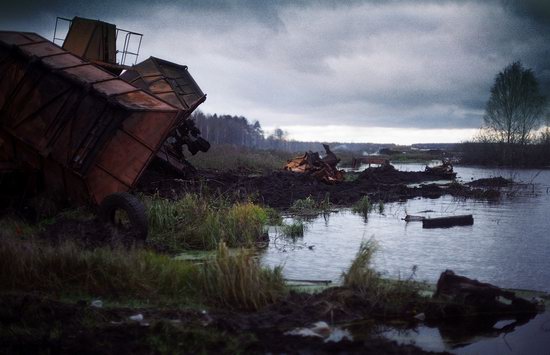 Abandoned peat extraction site near Moscow, Russia photo 11