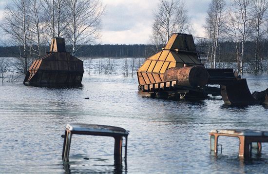 Abandoned peat extraction site near Moscow, Russia photo 16