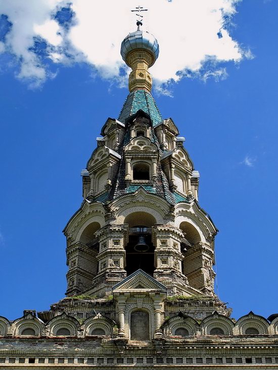 Savior Cathedral, Kukoboy village, Yaroslavl region, Russia photo 6