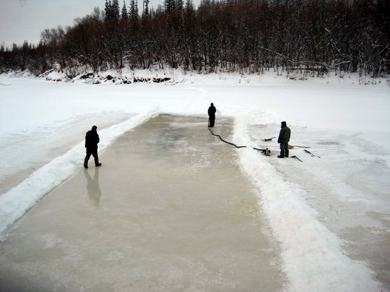 The life of a typical seismic prospecting crew in Russia photo 12