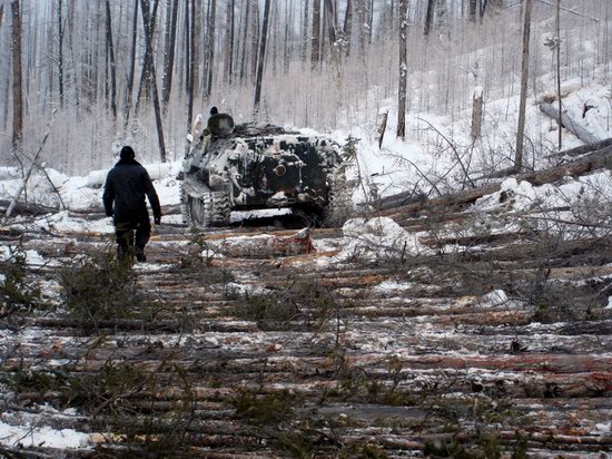 The life of a typical seismic prospecting crew in Russia photo 16