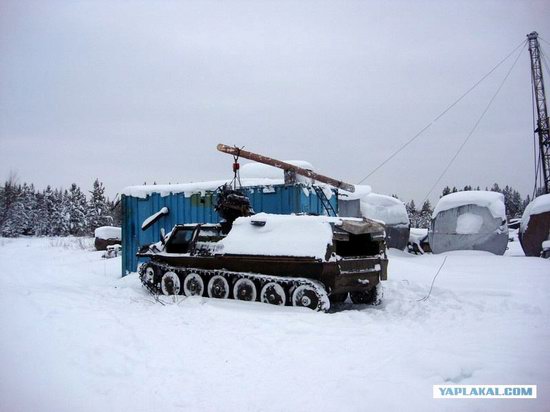 The life of a typical seismic prospecting crew in Russia photo 23