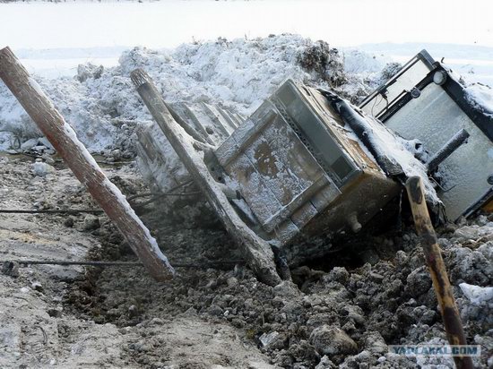 The life of a typical seismic prospecting crew in Russia photo 26