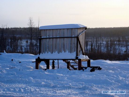 The life of a typical seismic prospecting crew in Russia photo 8