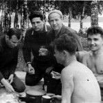 Unique photos of the first Soviet cosmonauts on a picnic