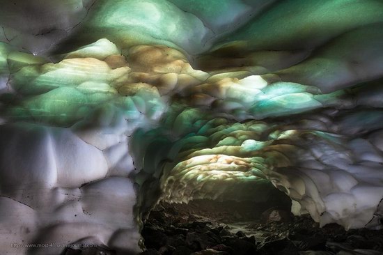 Beautiful snow cave in Kamchatka, Russia photo 4