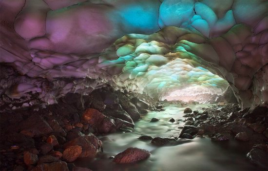 Beautiful snow cave in Kamchatka, Russia photo 6