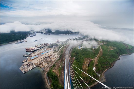 The Russky Bridge, Vladivostok, Russia photo 3