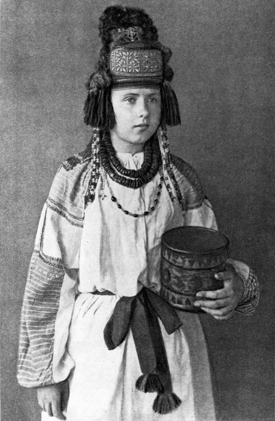 Festive and casual clothes in the Russian Empire photo 14