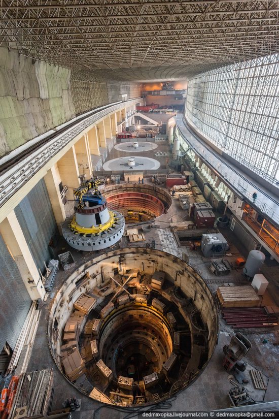 Sayano-Shushenskaya Hydropower Plant, Russia photo 12