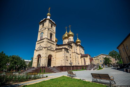 Walking Down the Streets of Cherkessk, Russia photo 3