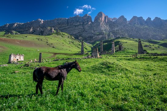 Majestic landscapes of the mountain Ingushetia, Russia, photo 1