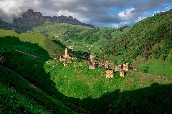 Majestic landscapes of the mountain Ingushetia, Russia, photo 11