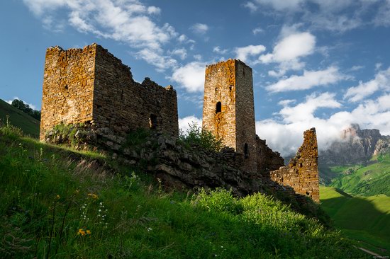 Majestic landscapes of the mountain Ingushetia, Russia, photo 12